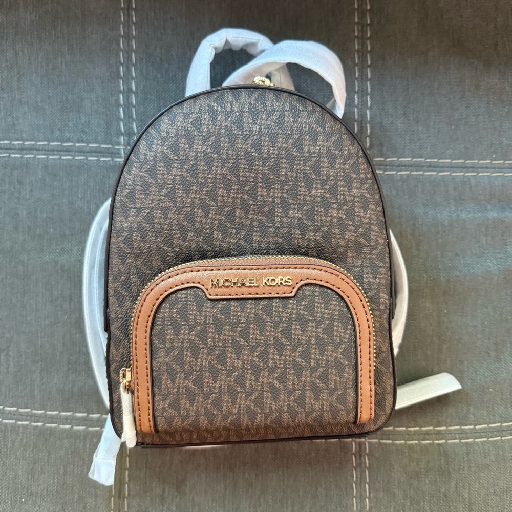 NWT Michael Kors XS Mini Jaycee Convertible Backpack - Picture 4 of 9